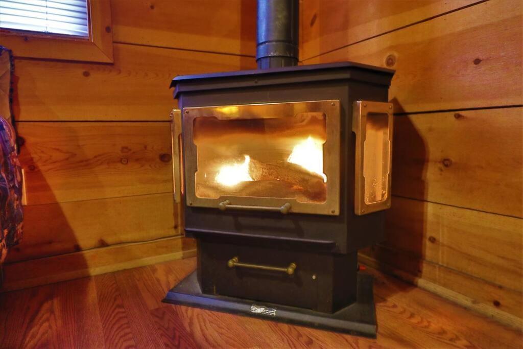 Cozy Cabin W/ Fireplace 3 Minutes To Helen! #2. Dış mekan fotoğraf