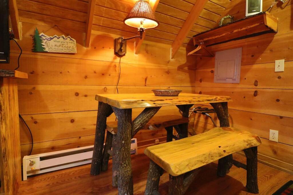 Cozy Cabin W/ Fireplace 3 Minutes To Helen! #2. Dış mekan fotoğraf