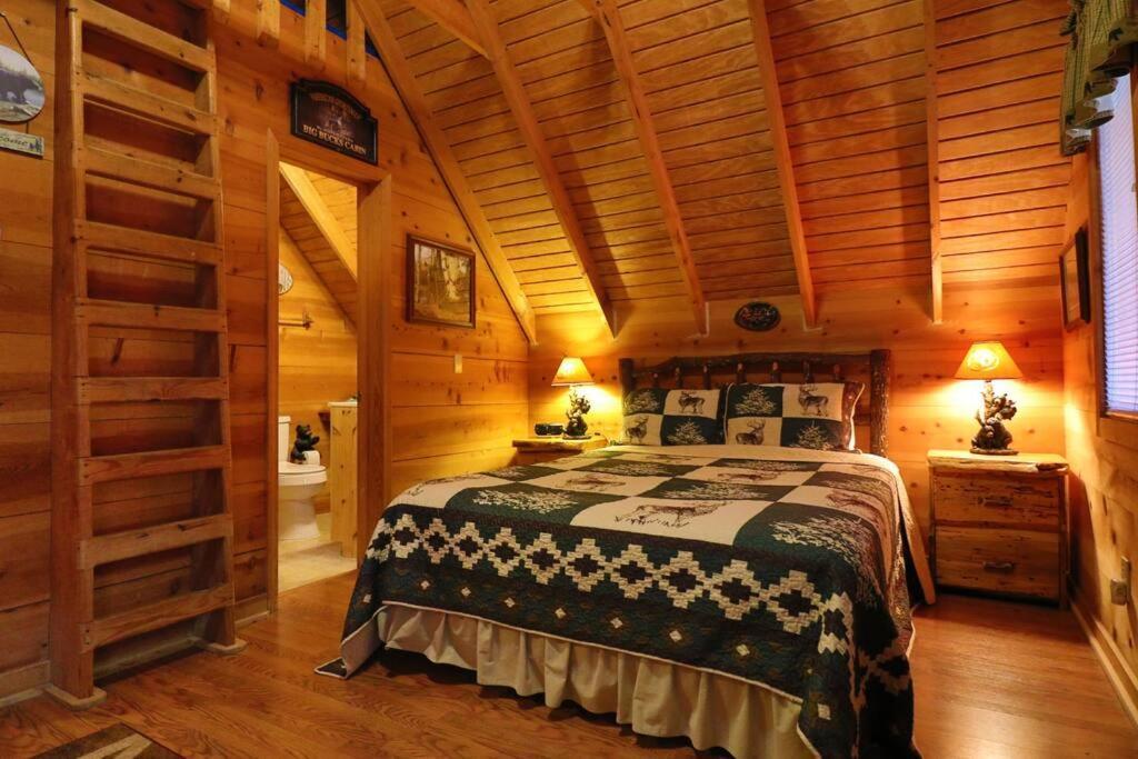 Cozy Cabin W/ Fireplace 3 Minutes To Helen! #2. Dış mekan fotoğraf