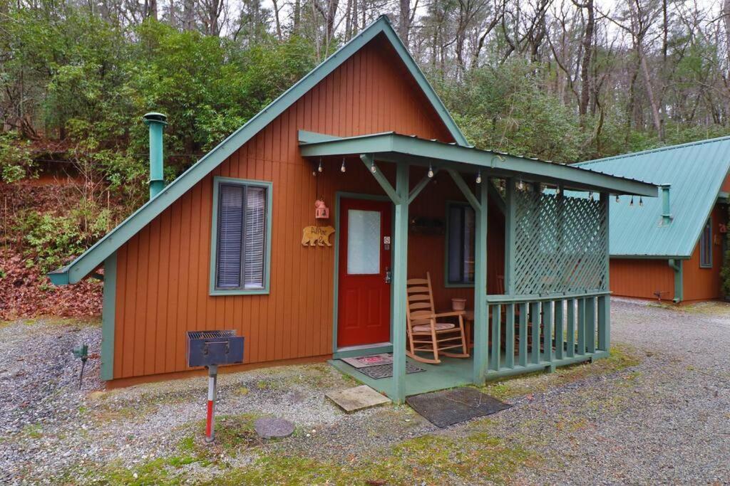 Cozy Cabin W/ Fireplace 3 Minutes To Helen! #2. Dış mekan fotoğraf